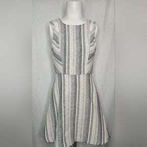 BCBGeneration A-Line Fit & Flare Black and White Striped Dress Size 4‎ NWOT